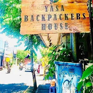 Yasa Backpackers House Hostal