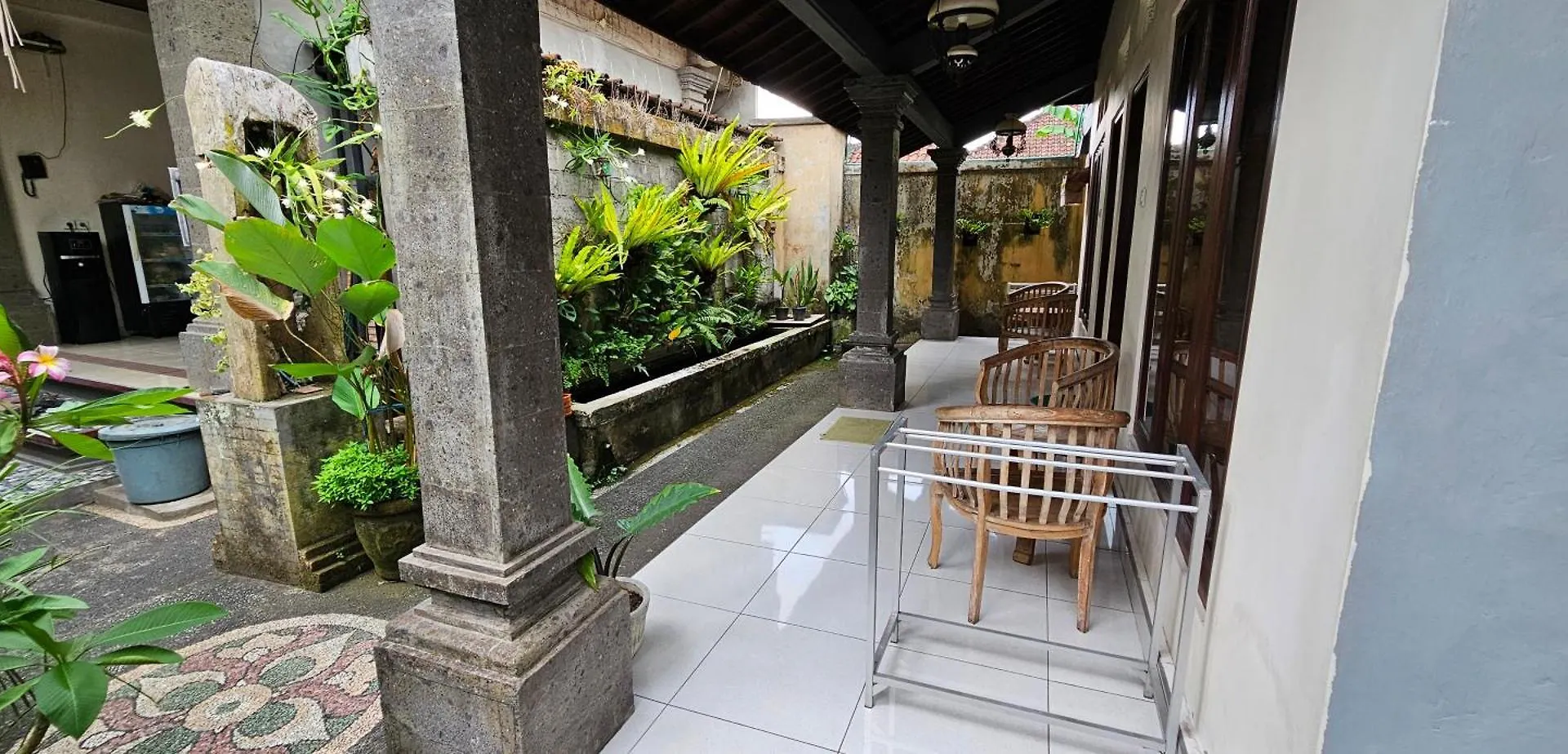 Umah Dajane Guest House location